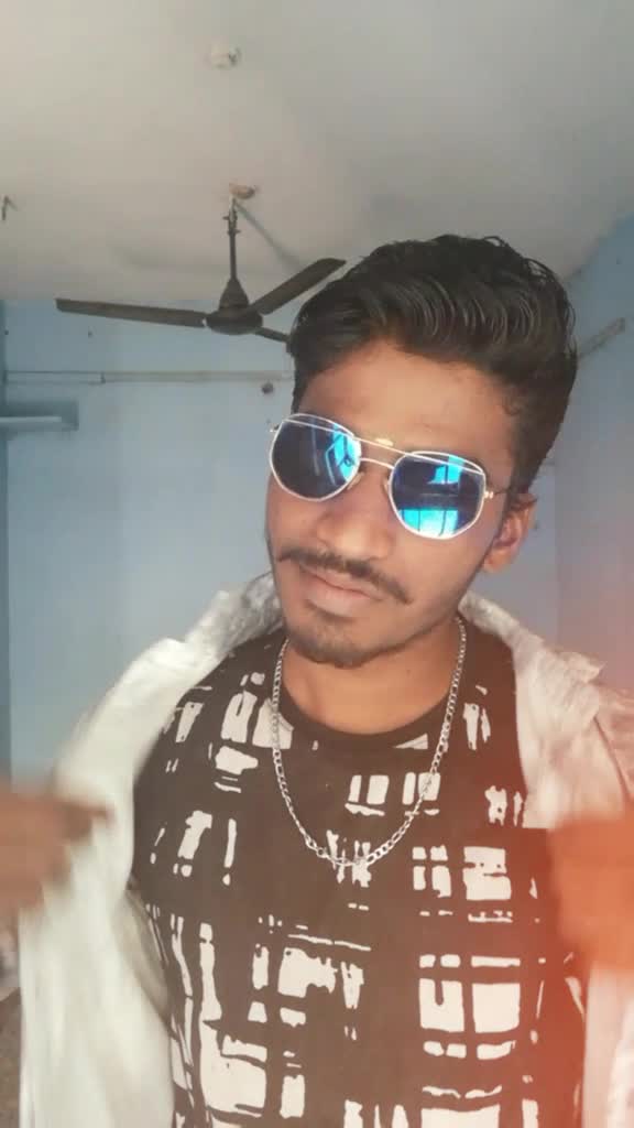 @😎