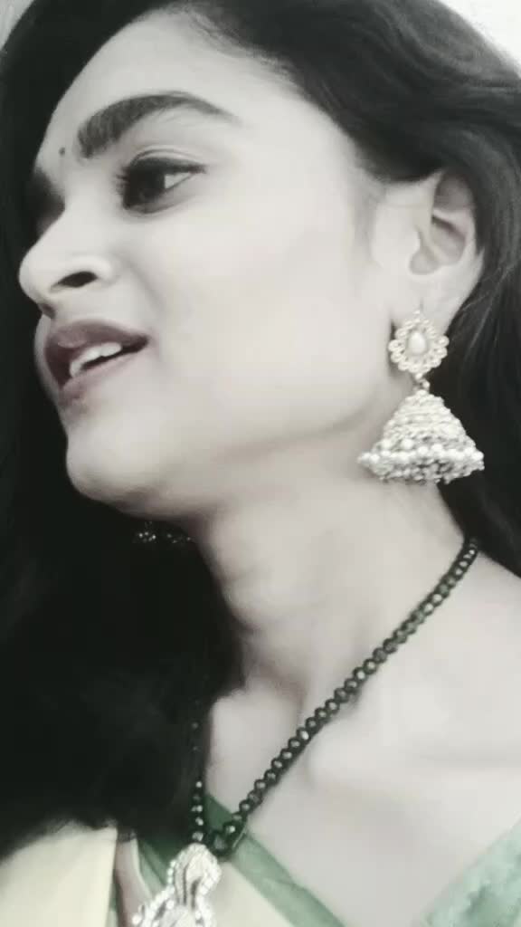 @ShRuThIChArAn😍