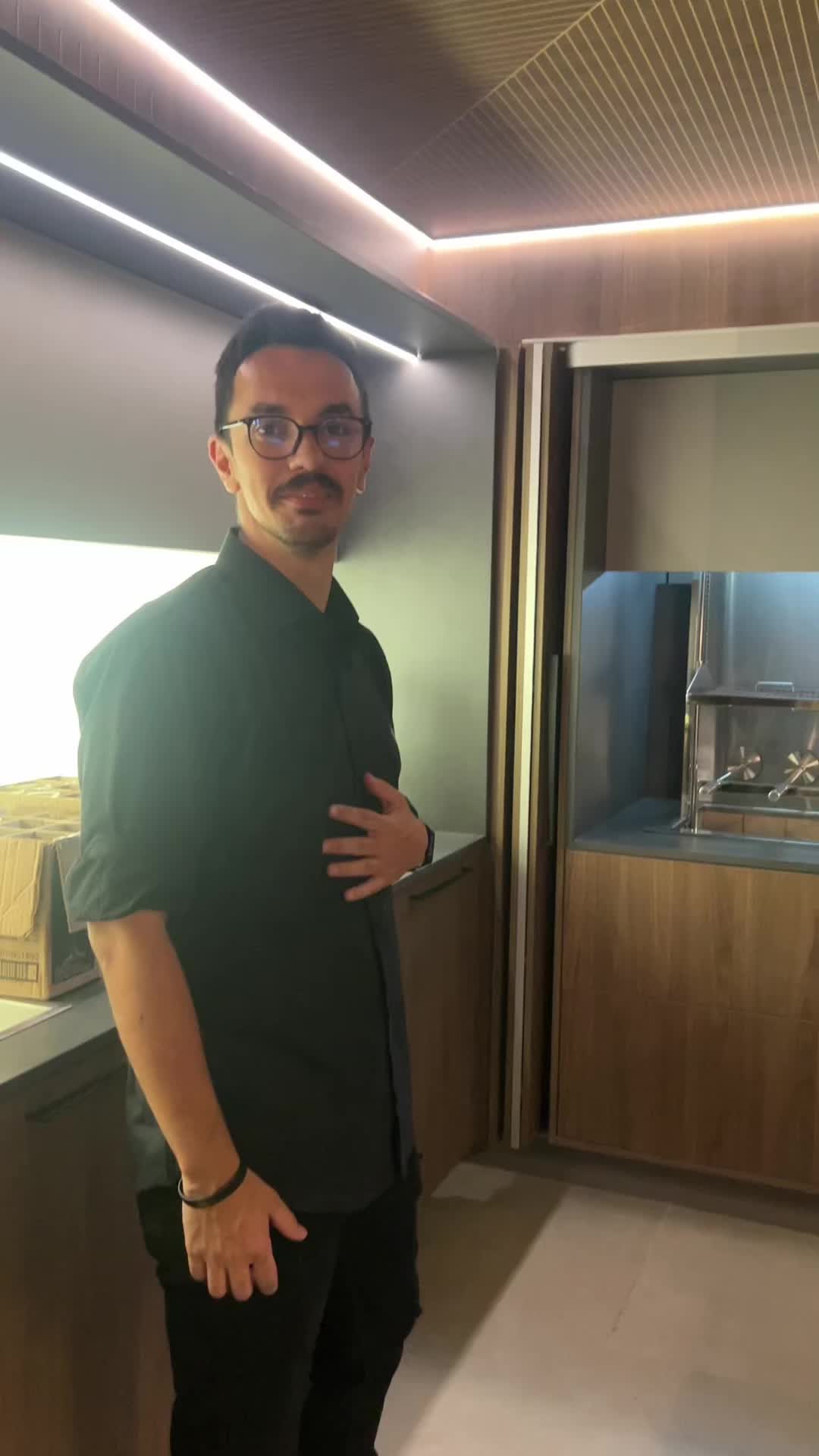 @moveischoffen