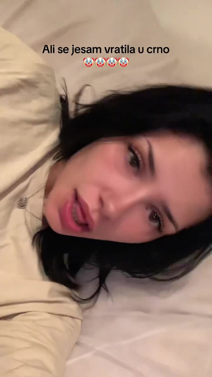 @hanozazzha