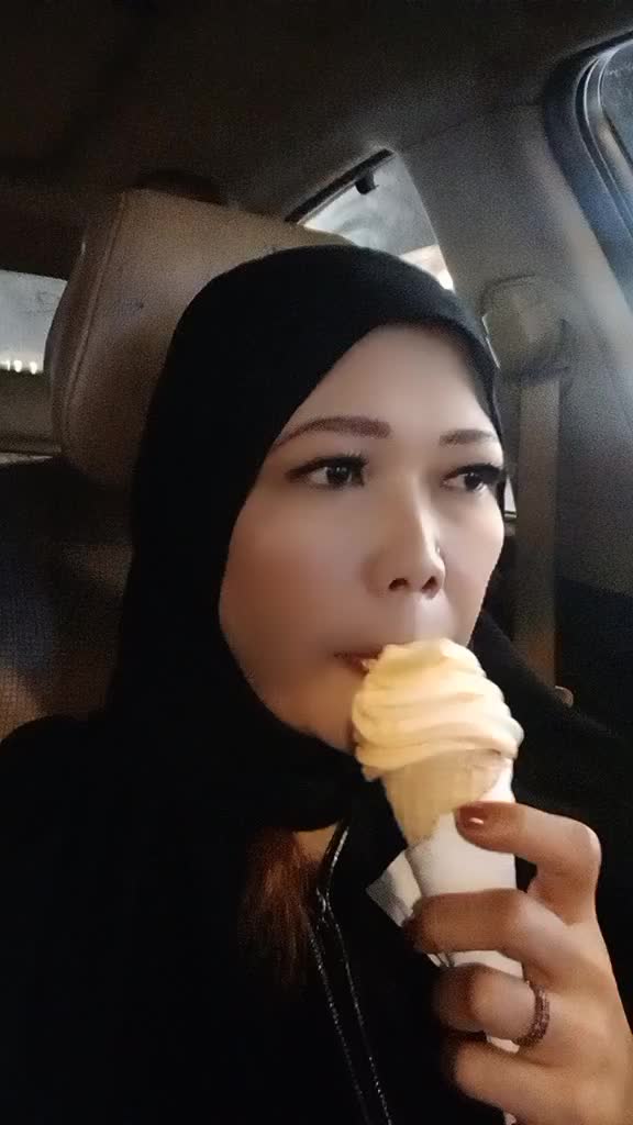 @aku cinta kamu dia dan dirinya