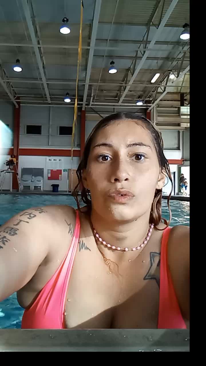 @ashleytalaavera