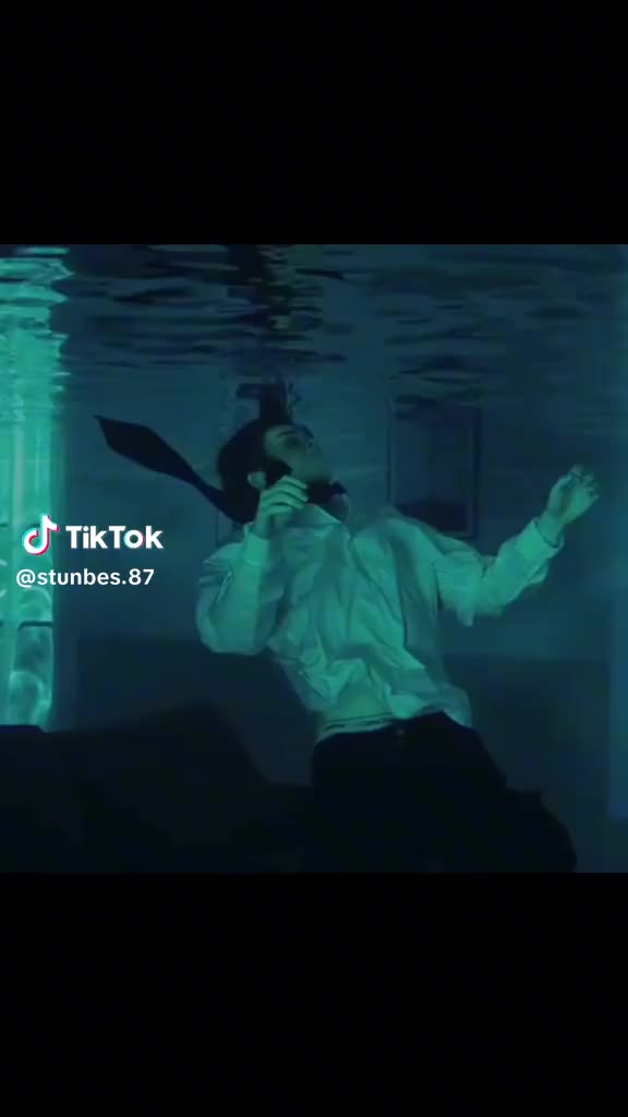 @Royal_bts_army1995