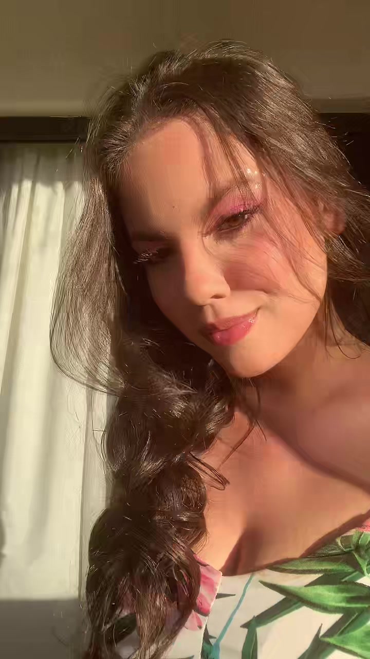 @Daniella