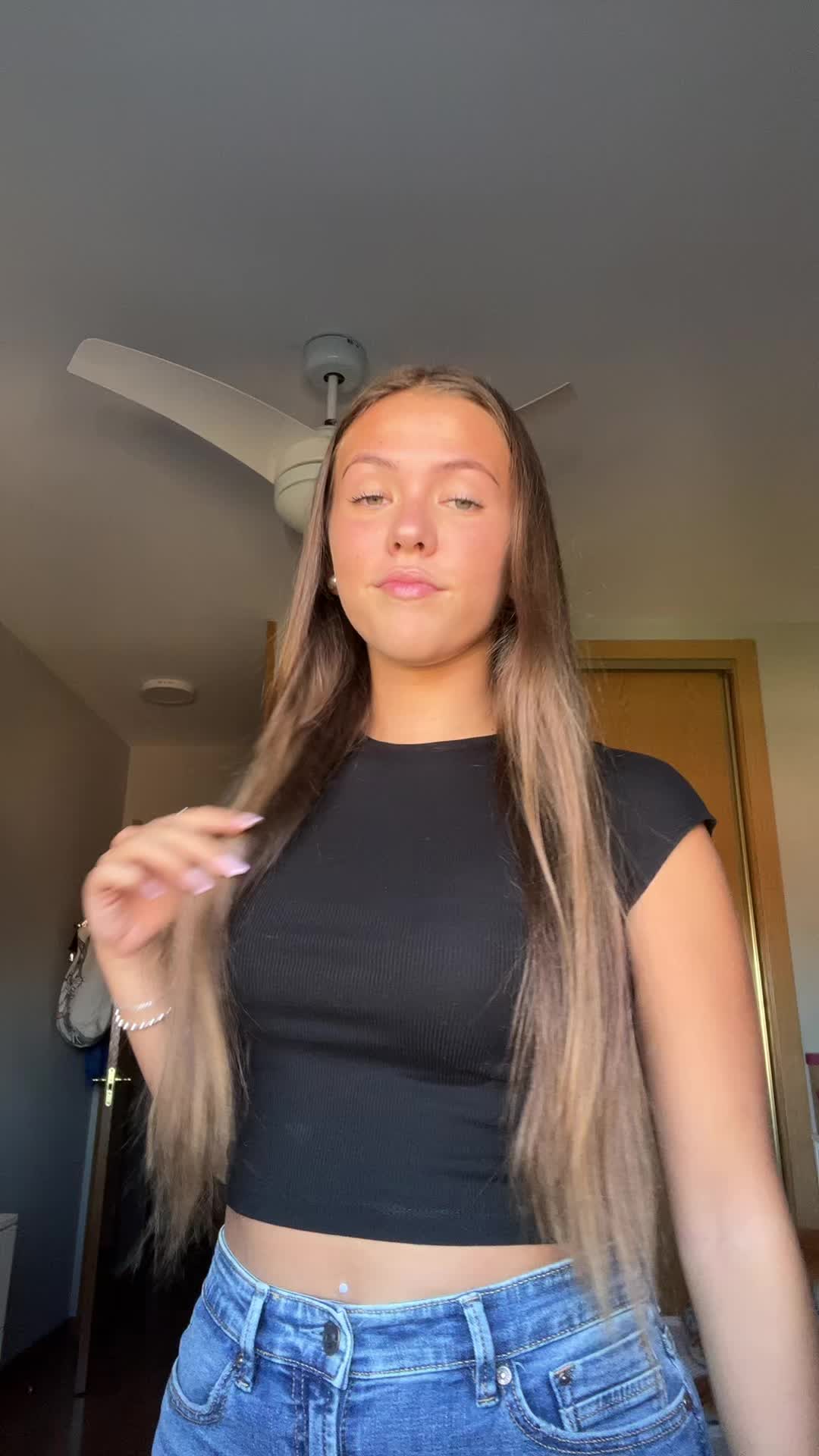 @larita🖤