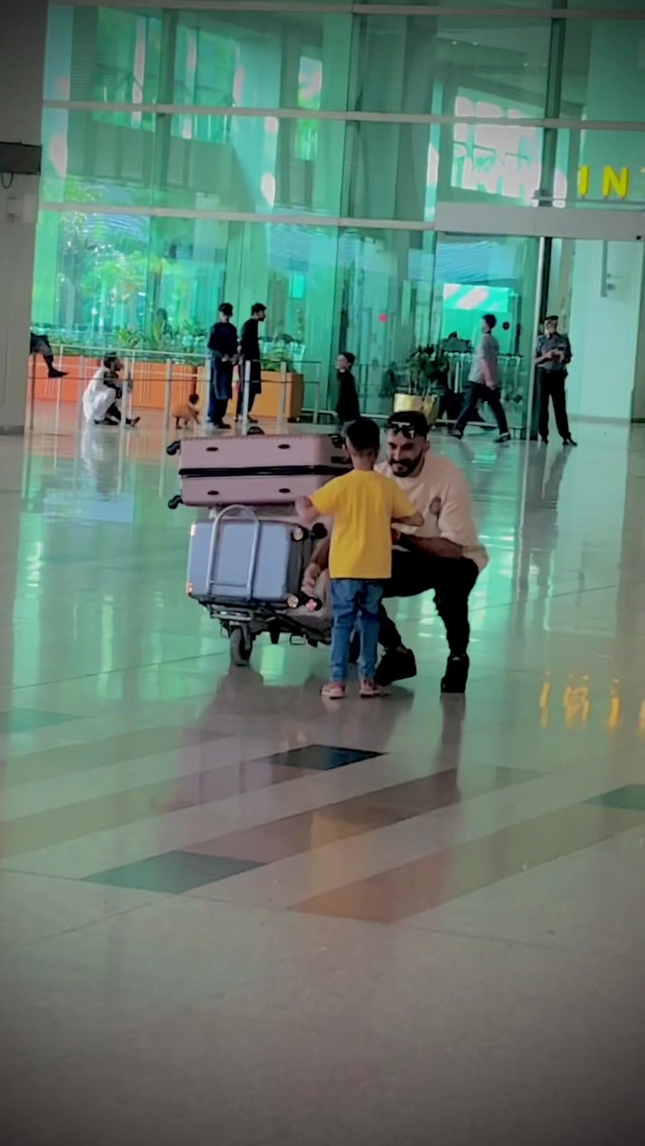 @Mu DA saR KasHm!Ri✅🇬🇧🇵🇰