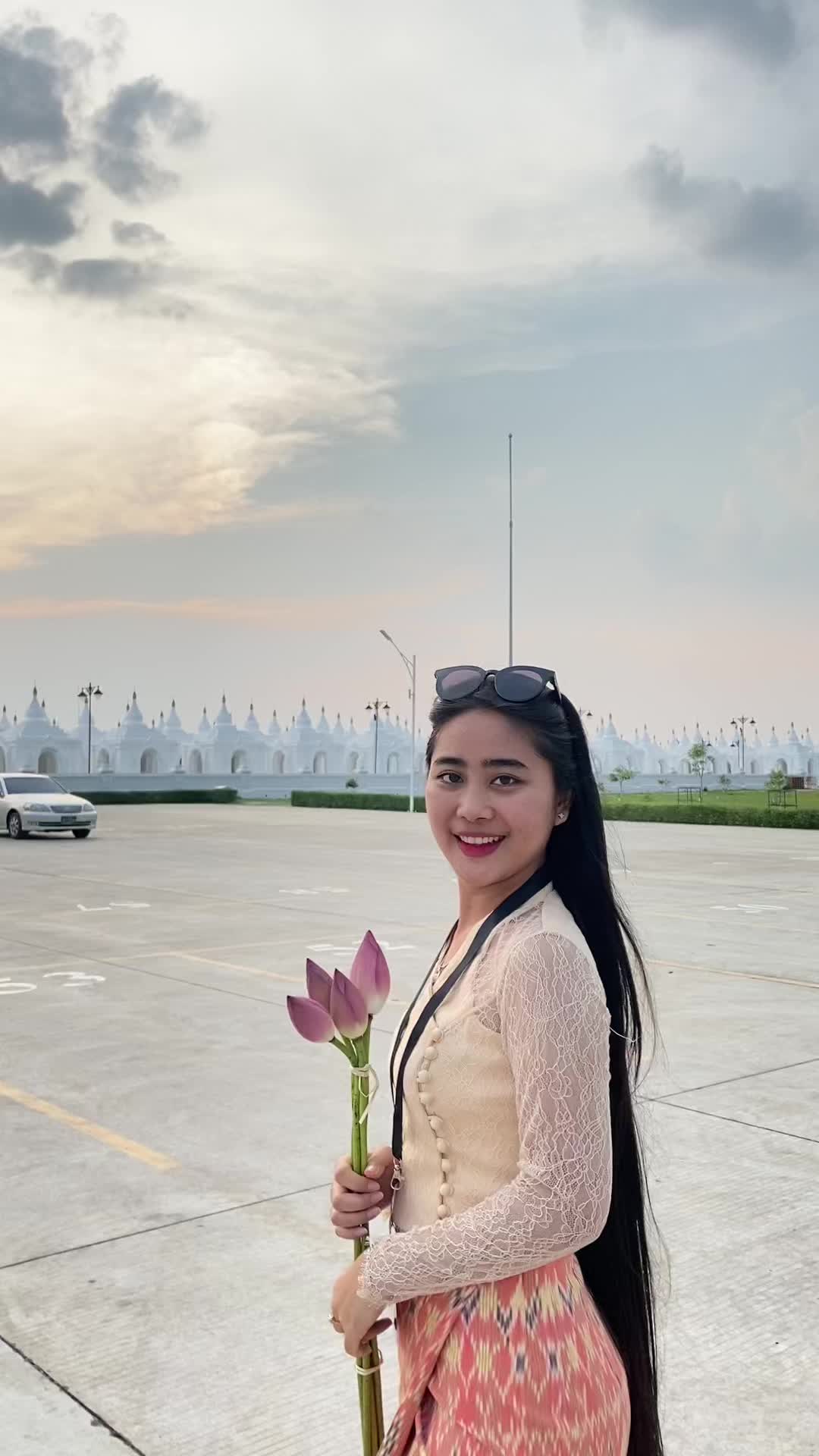 @Ei Tharaphi Htun