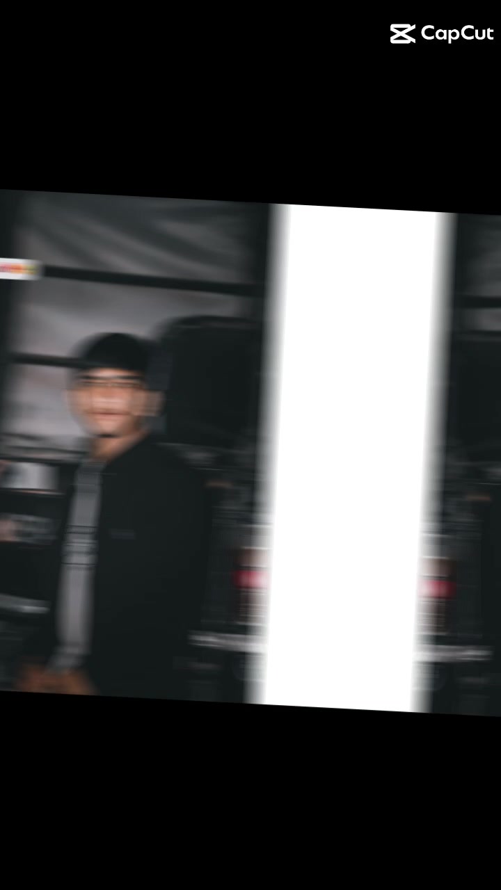 @Æĺøñè Bøý