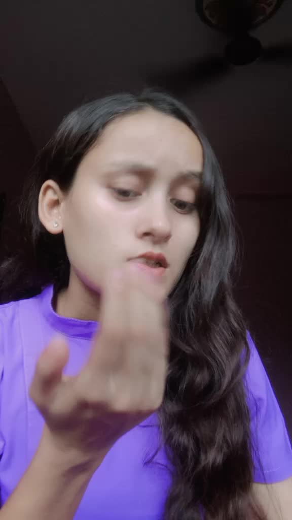 @Mrs.ThAkUrAnI_👑