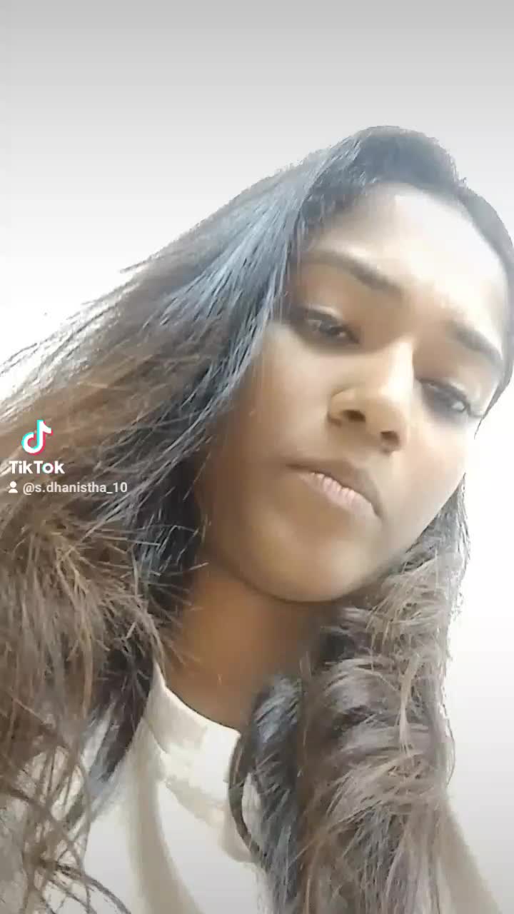@• Dhanistha Suresh💫