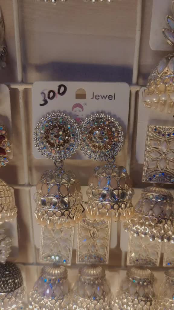@EARRINGS IN YOUR AREA