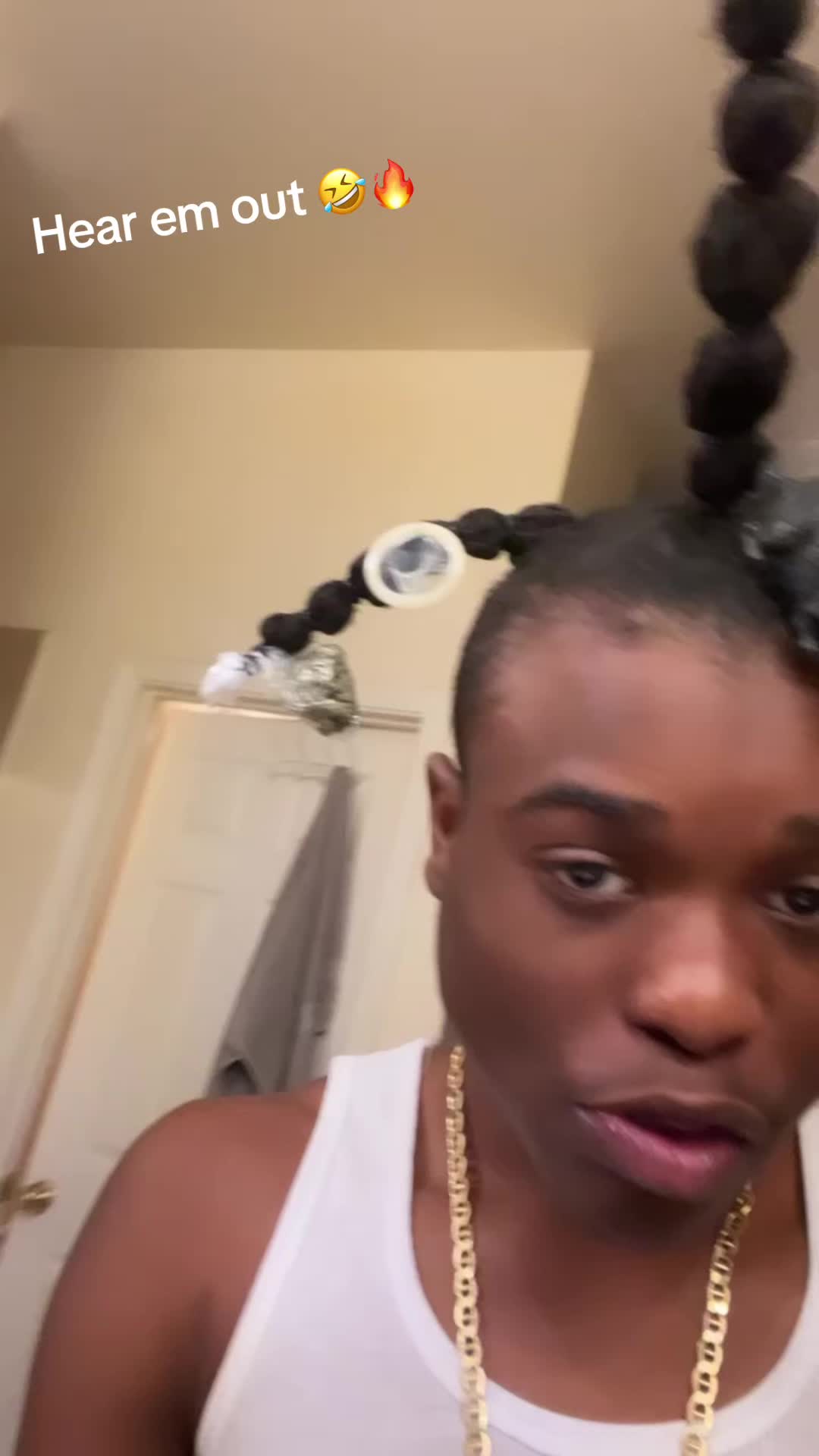 @Derrick_thecomediann