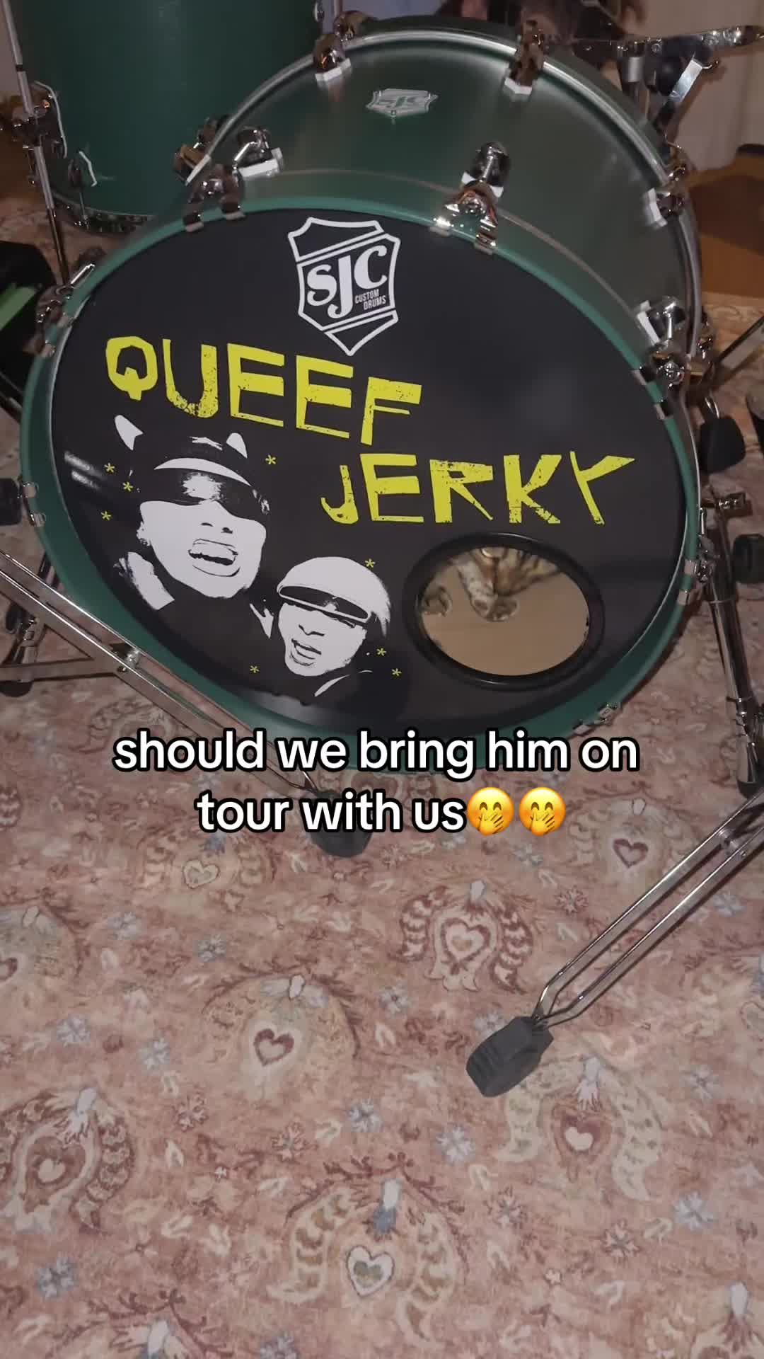 @QUEEF JERKY