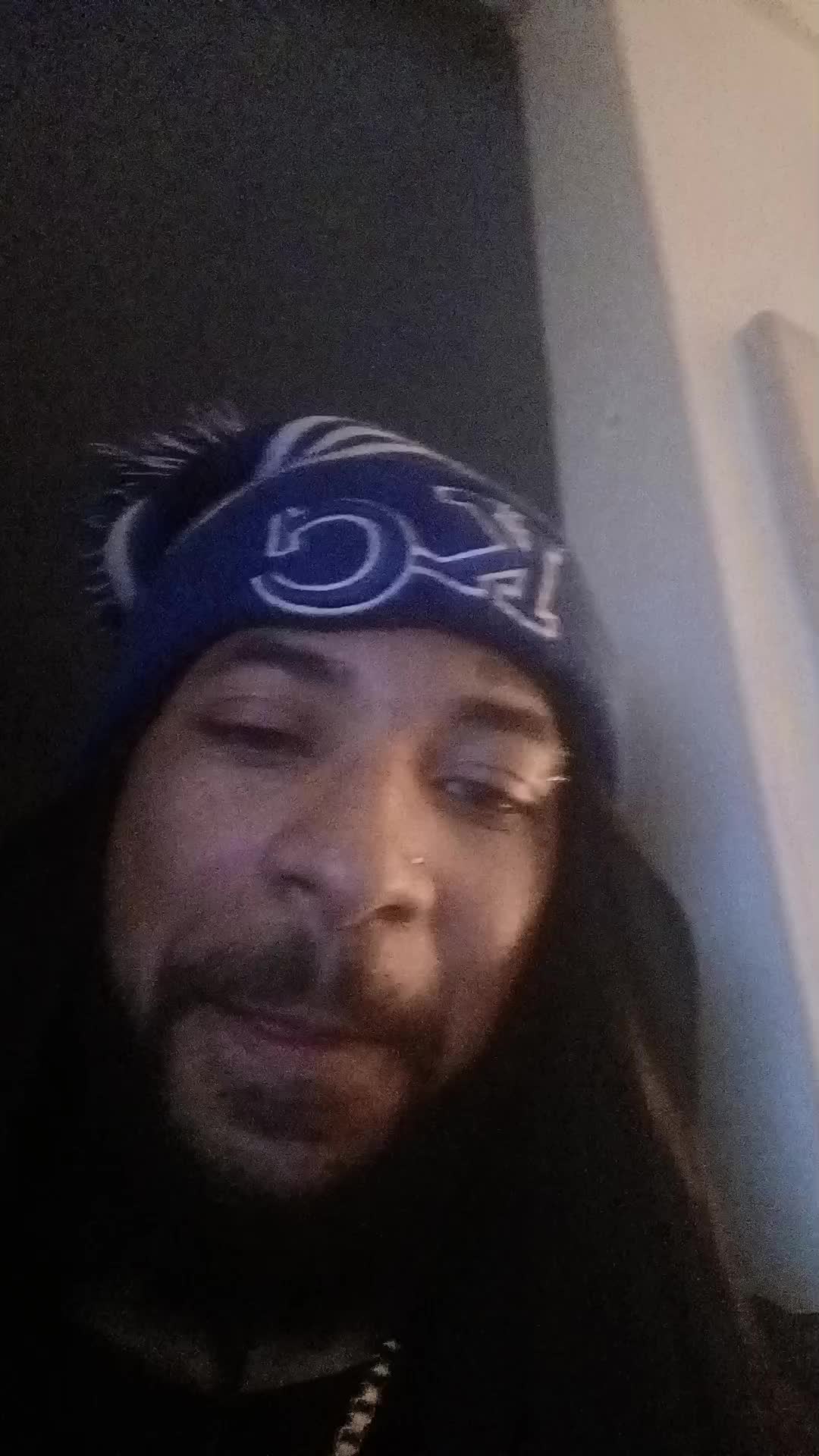 @Little13BlueTheGreatKing👑