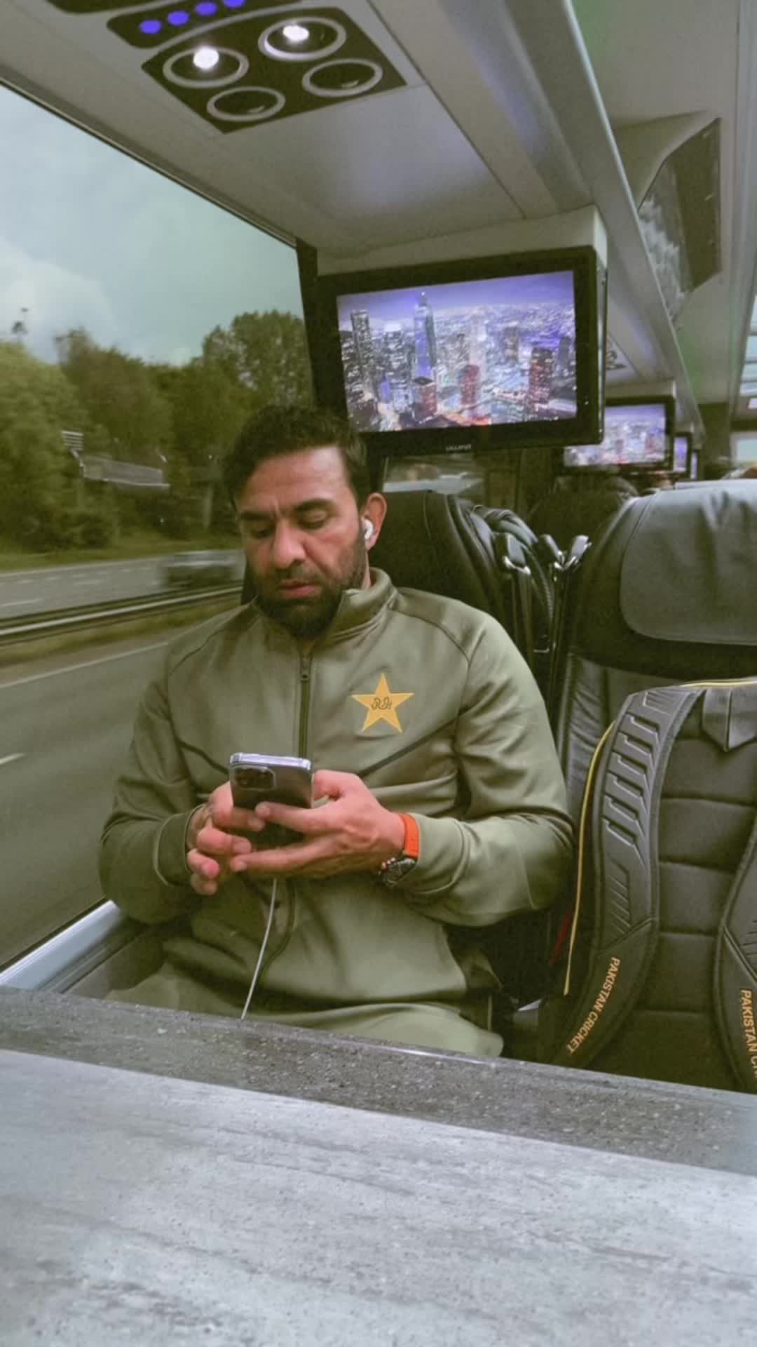 @عباس افریدی🏏