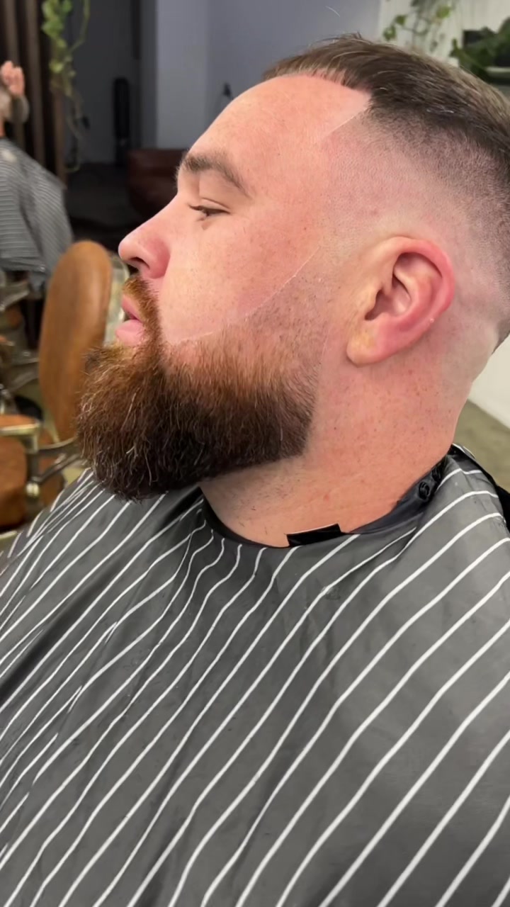 @MahniHair