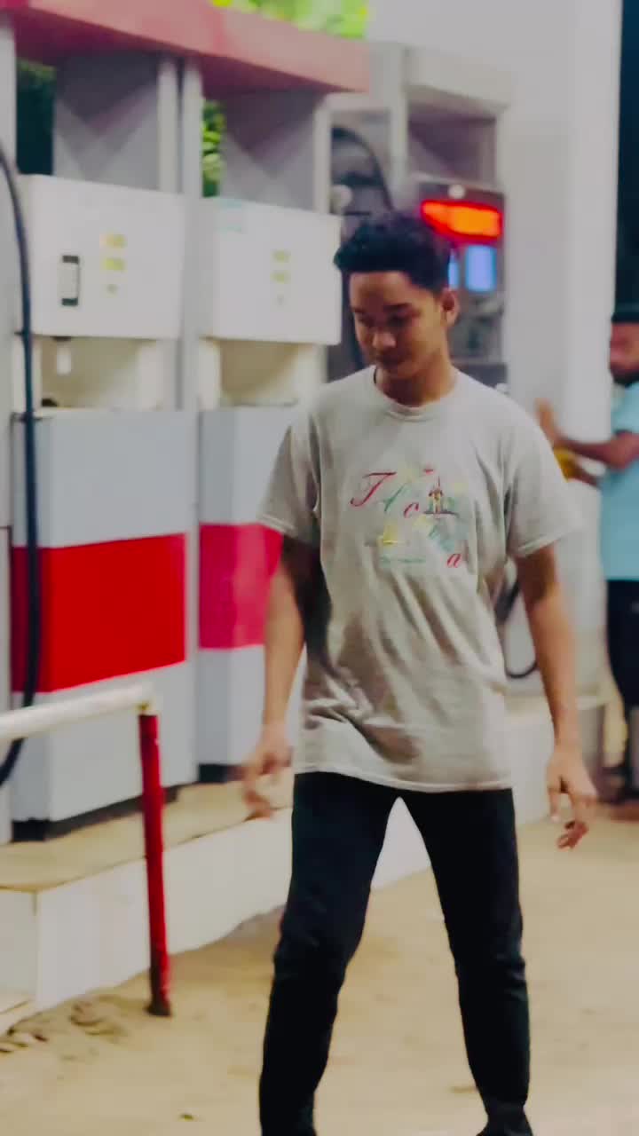 @হাফিজ খাঁন 👼🏻🤍