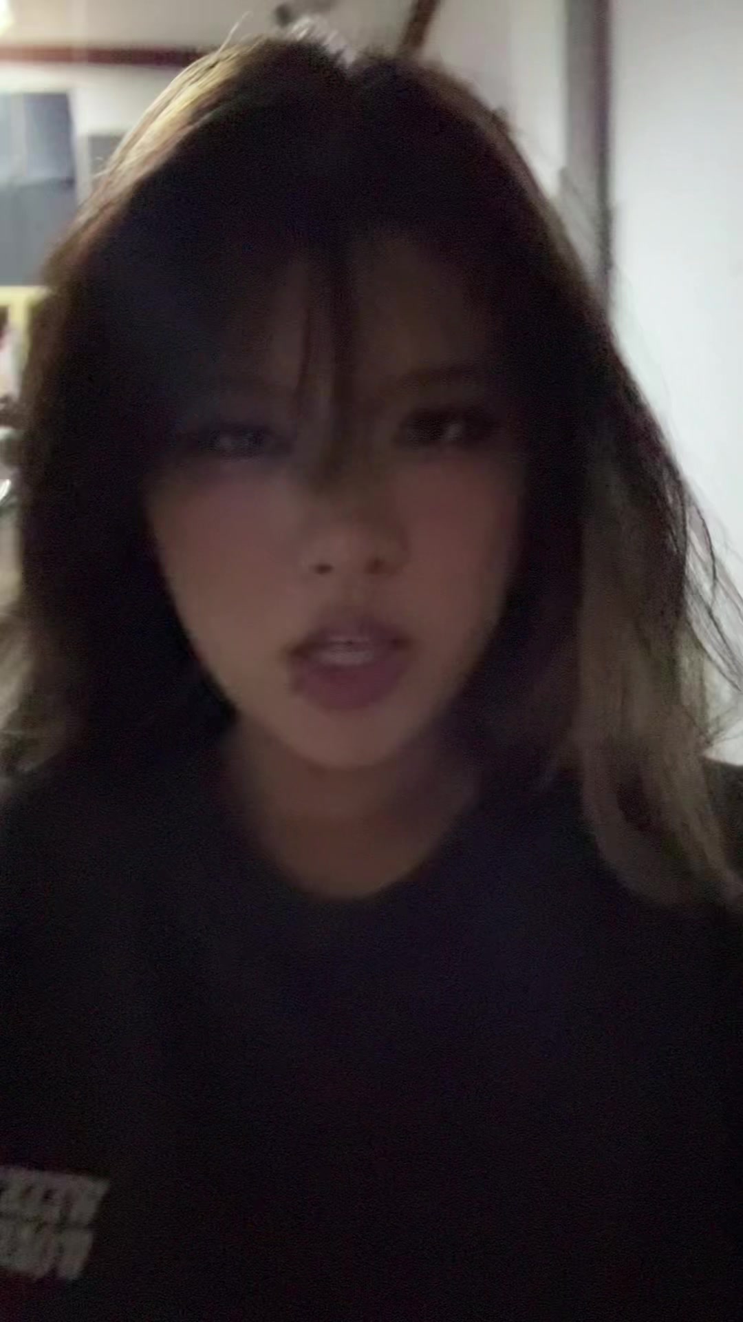 @⃟