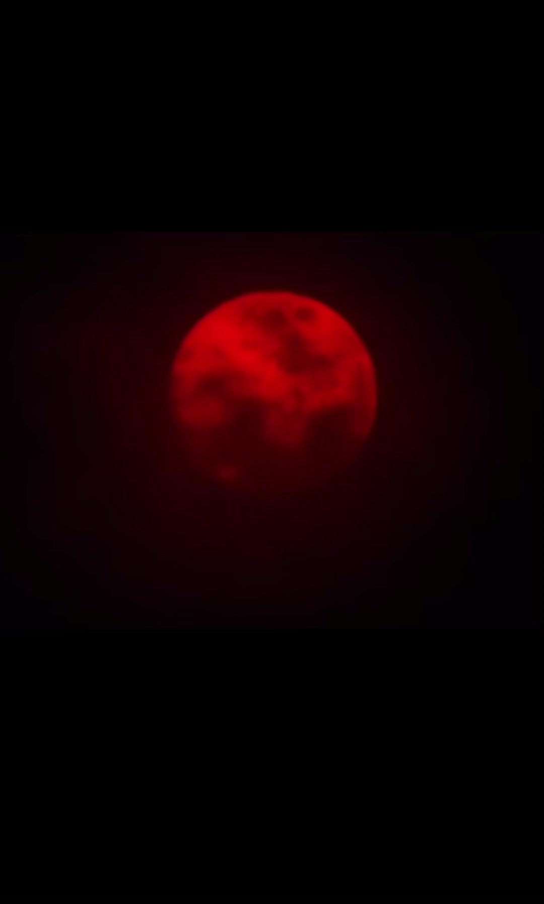 @Moon_Night_Glare