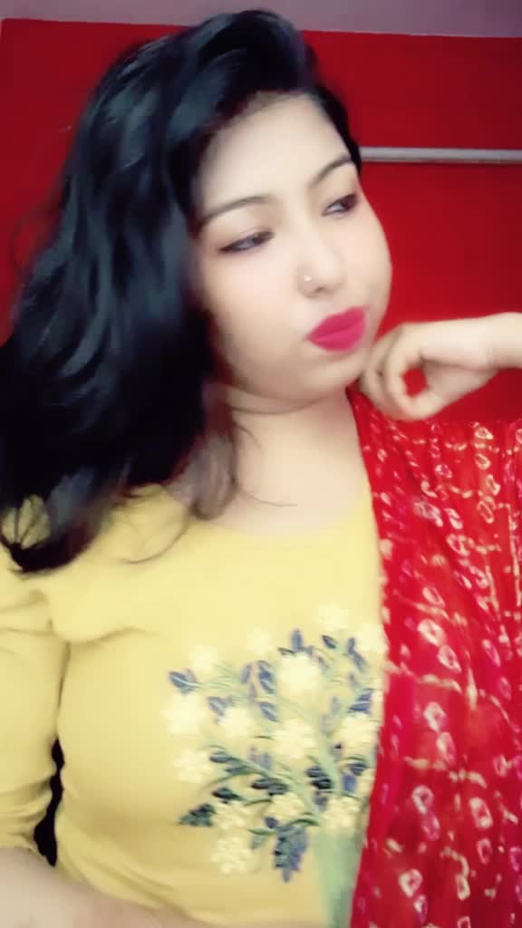 @Moumi