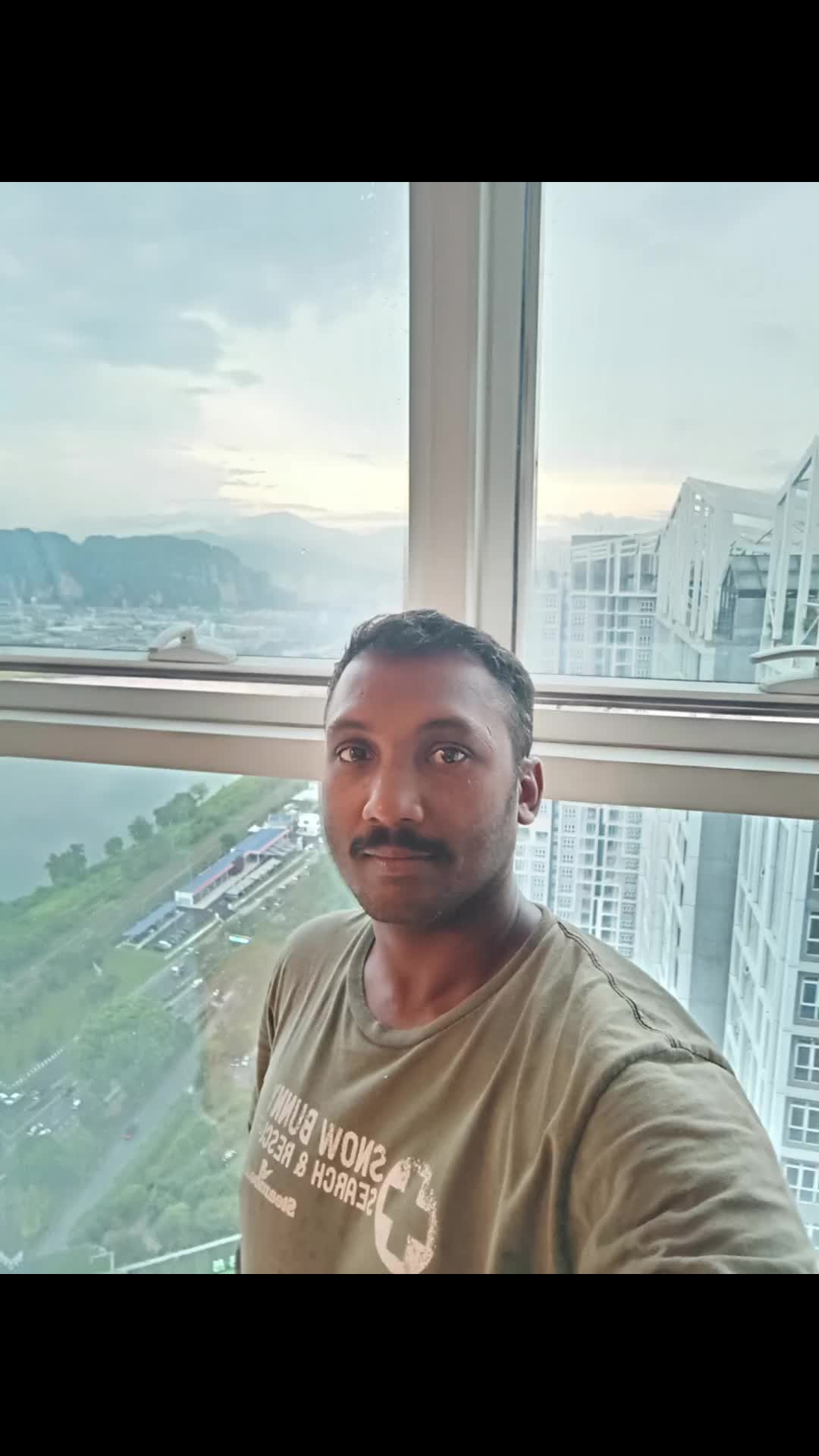 @Karthik_05