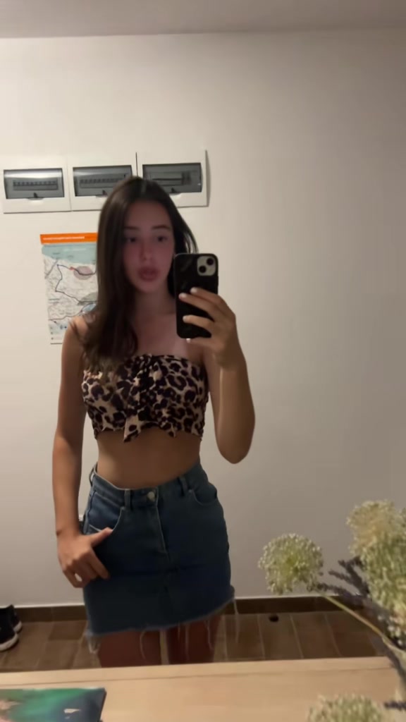 @𝒥