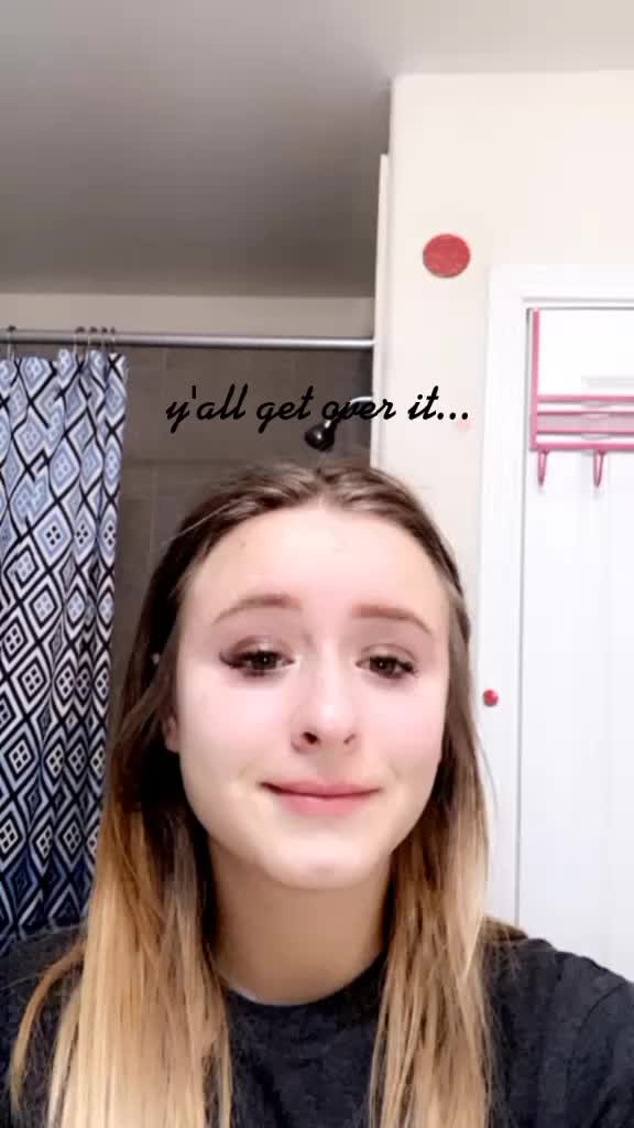 @Bozo(fan page) ❤️