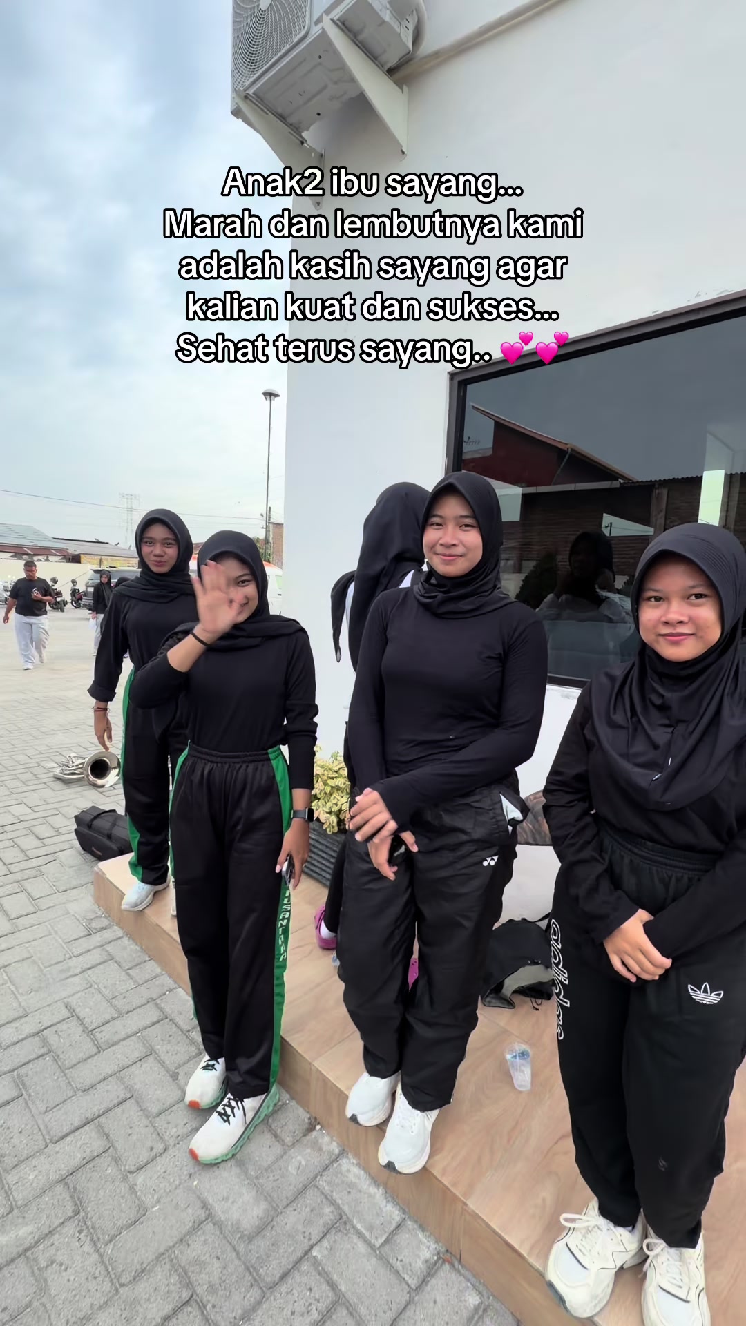 @Harianti Wira Pratama, M. Pd