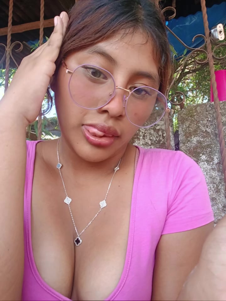 @DANIELA 🌸