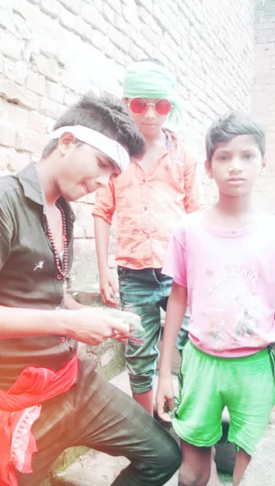 @Bhojpuriya 👑 King 1