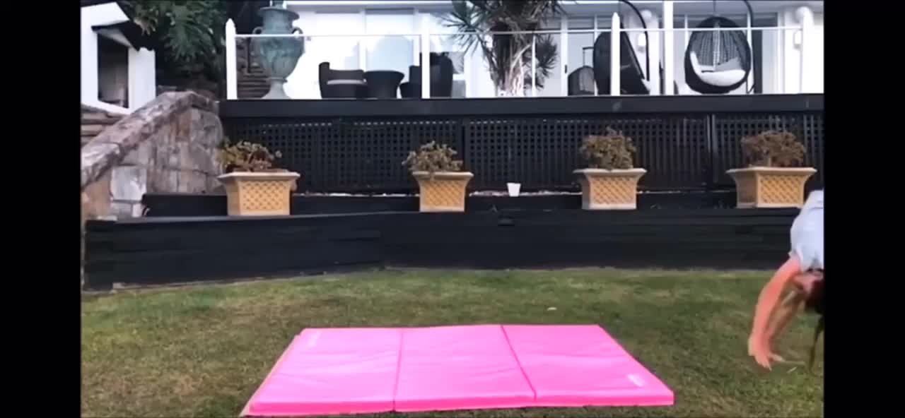 @g y m n a s t i c s