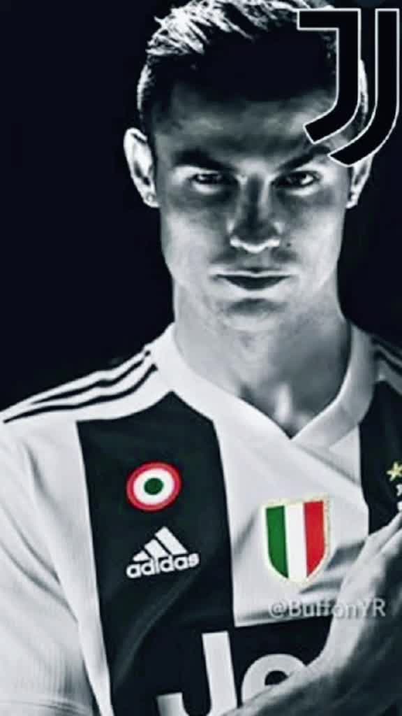 @CR7