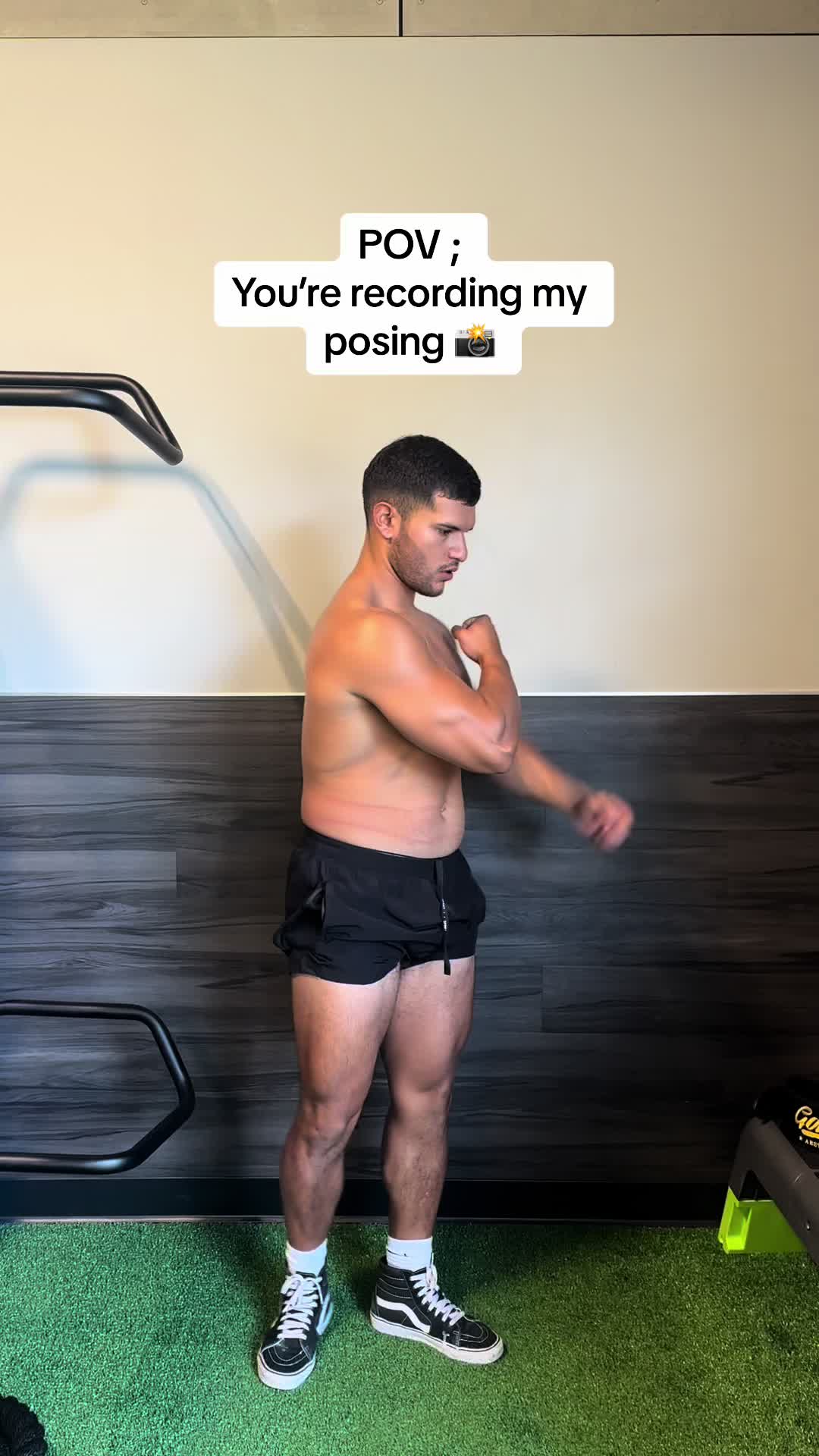 @izhai hernandez