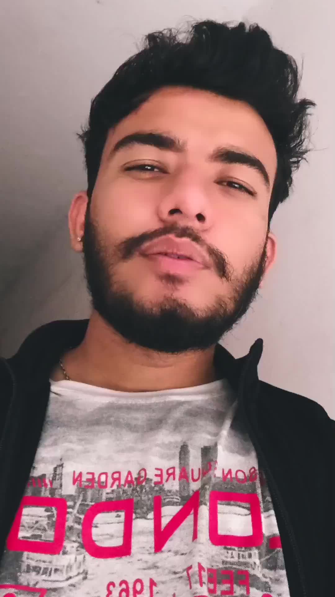 @👑THAKURI BOY👑