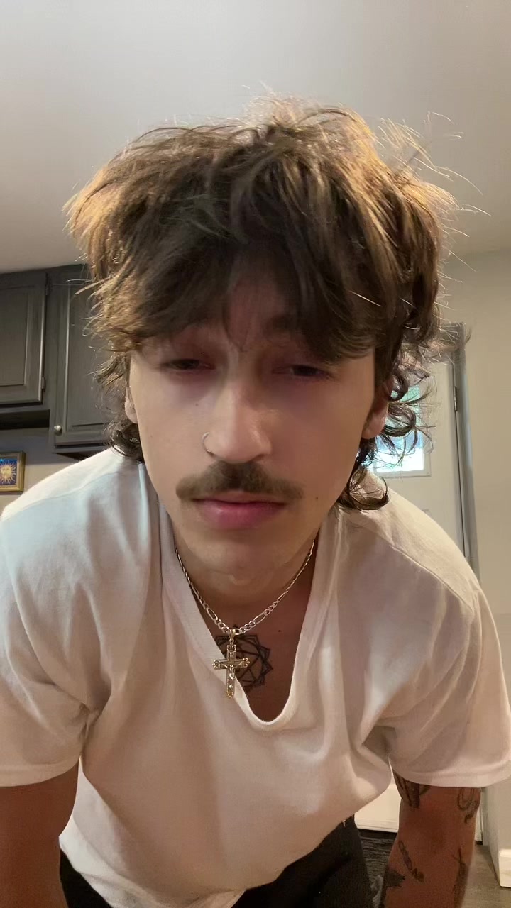 @flamingoboy1196