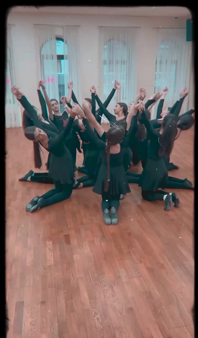 @nairi_dancegroup