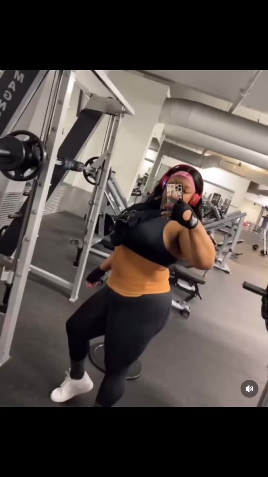 @TheQueenTorij