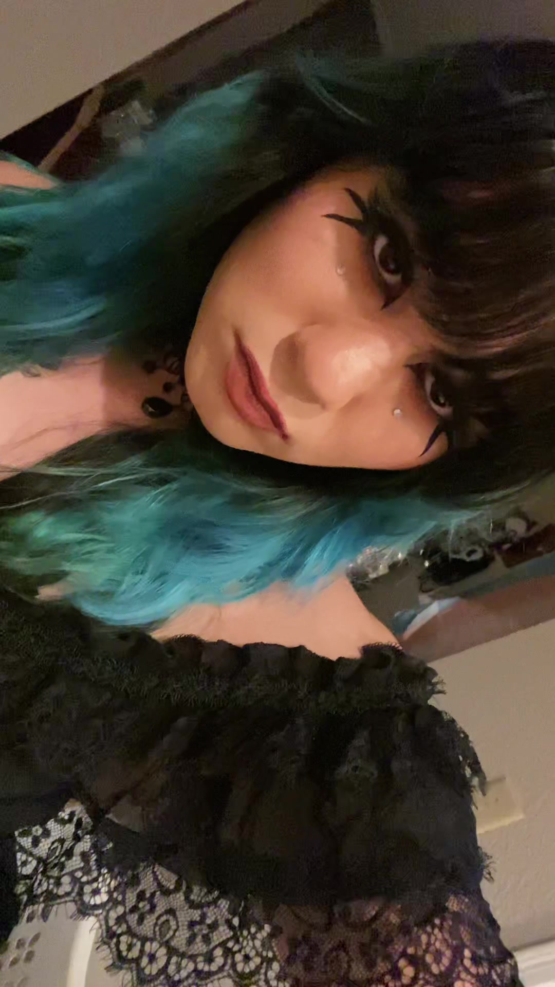 @Monica 🖤