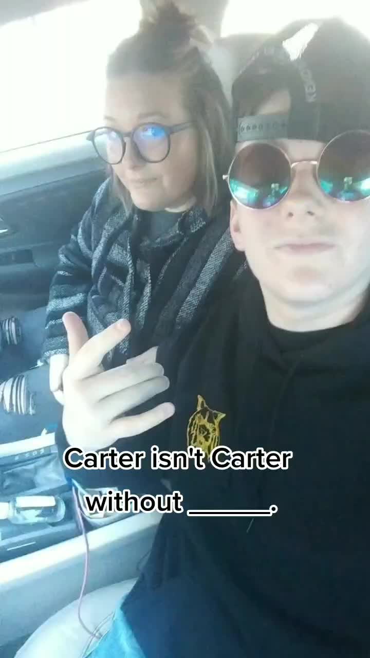 @🖤