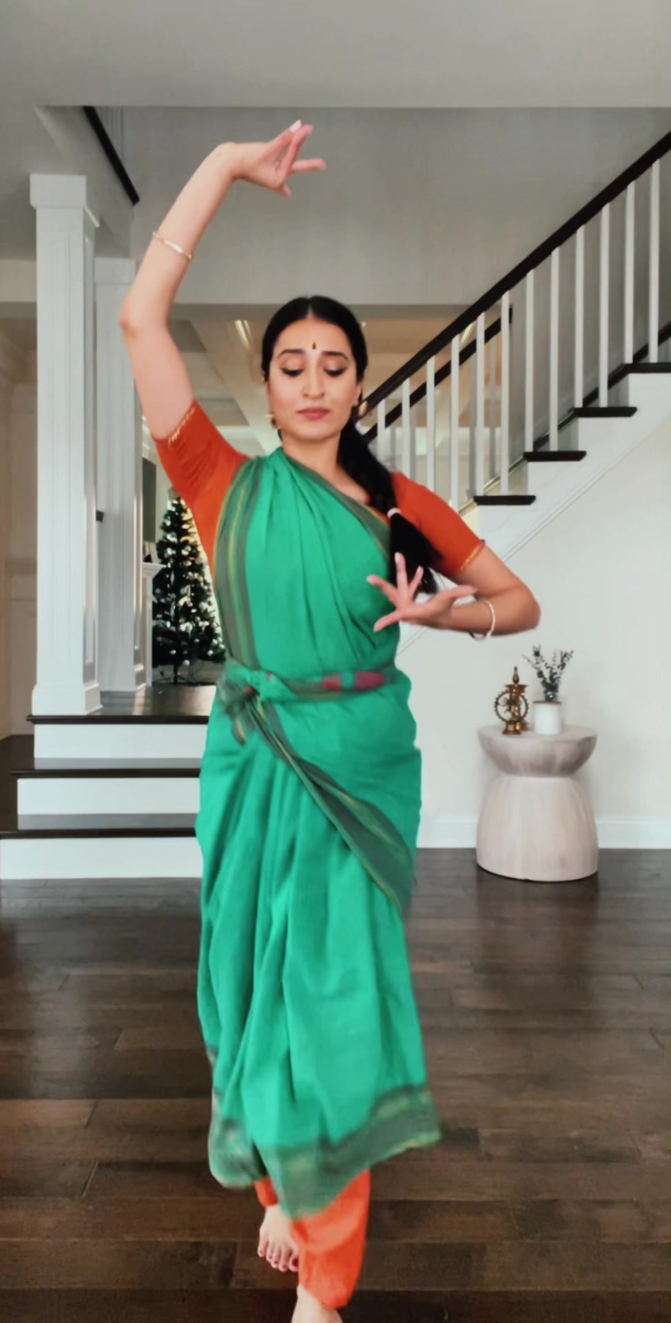 @Roshni Tailor
