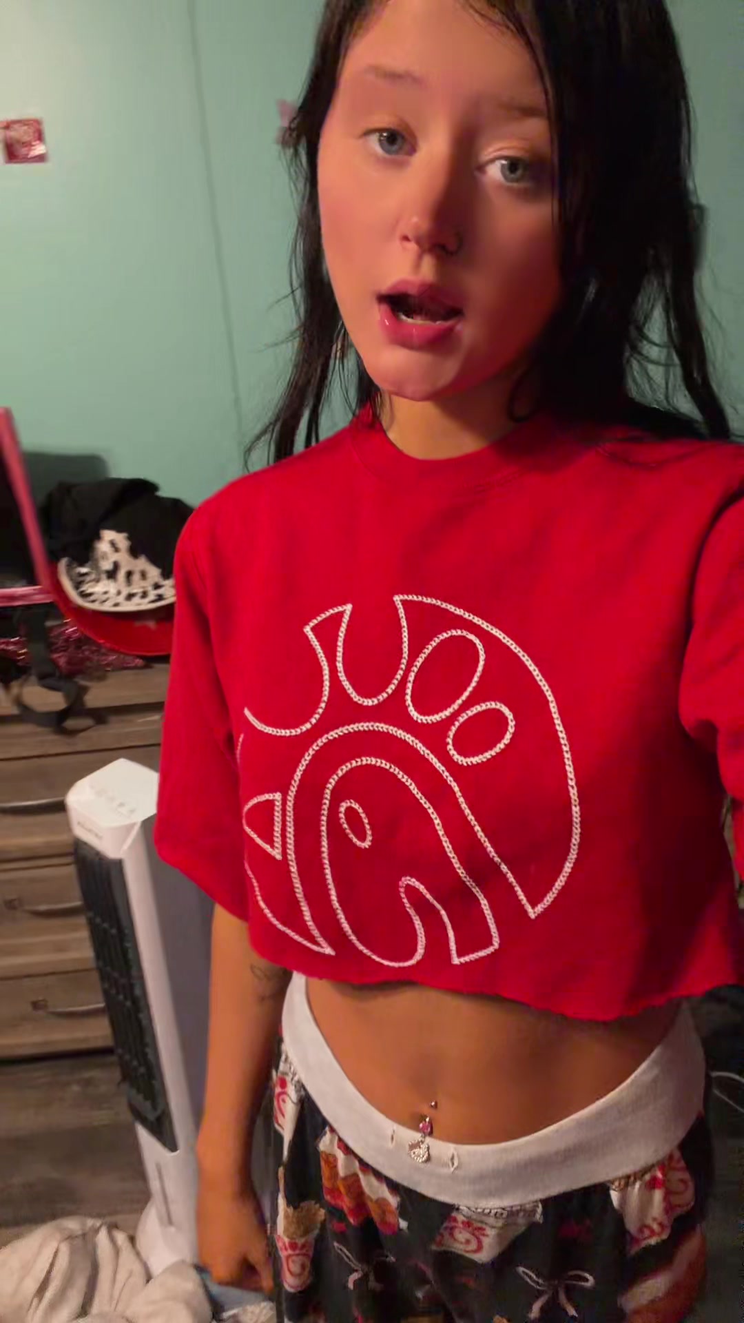 @averykelliss