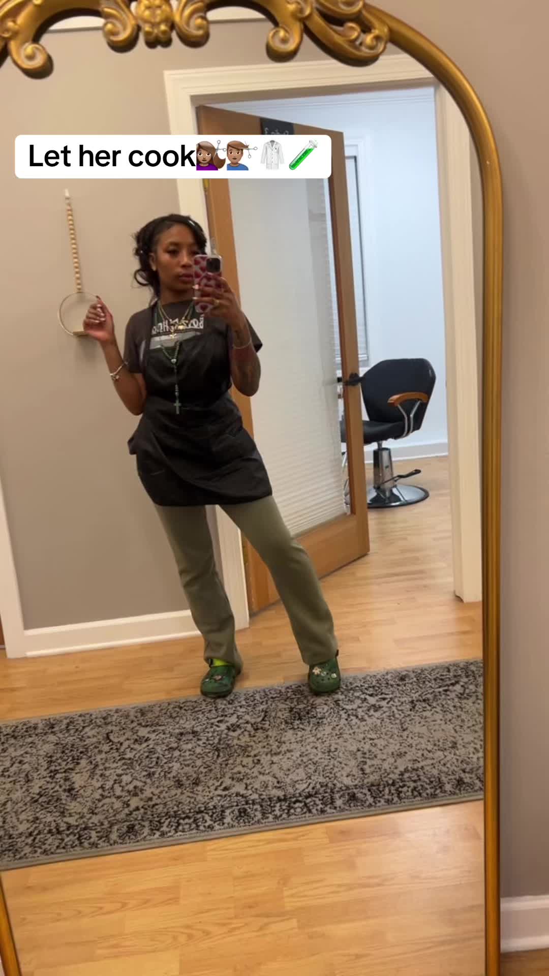 @Therealg0ldie