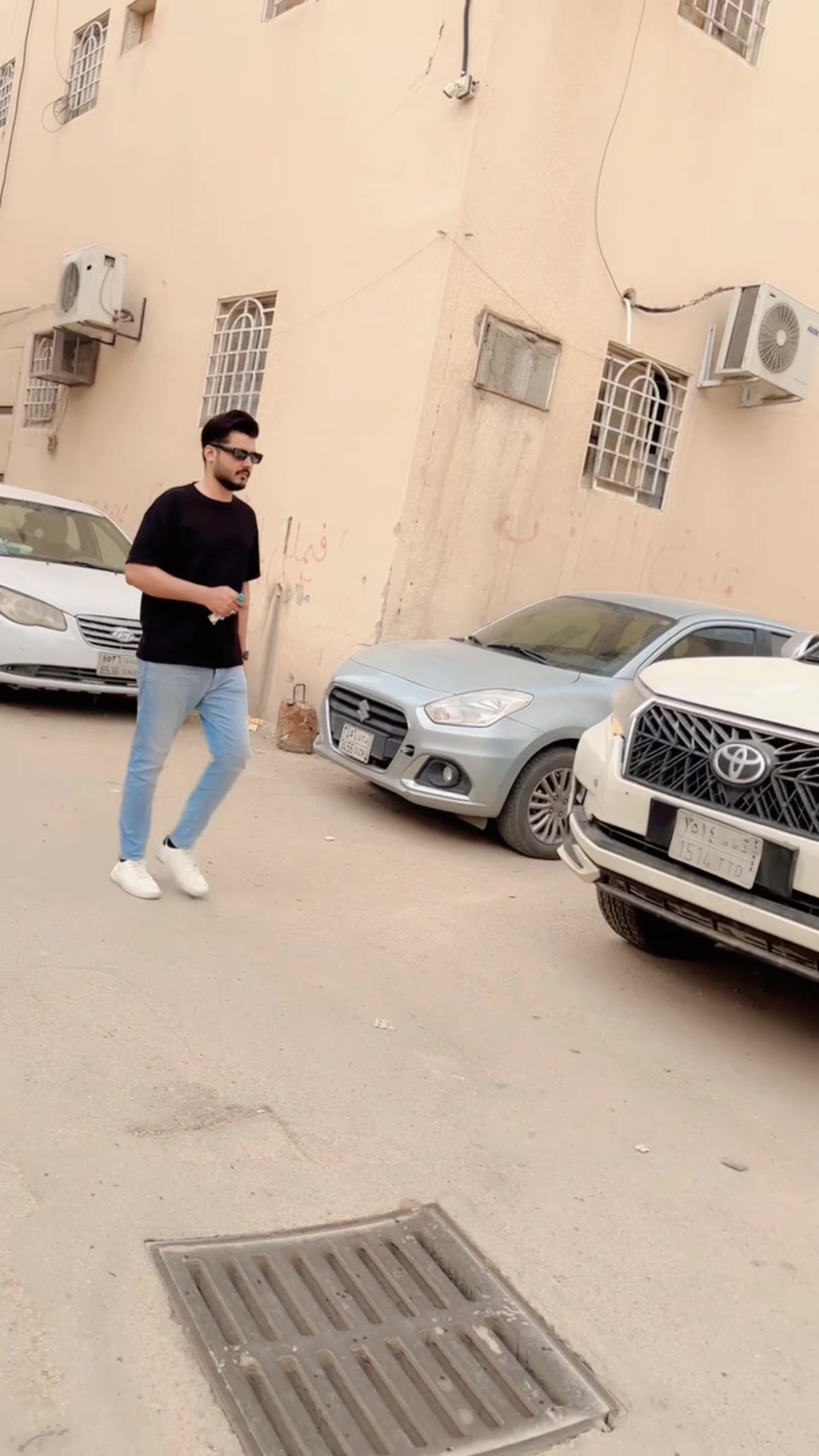 @Zawar Ali Shenshah🇸🇦🇮🇶🇬🇧