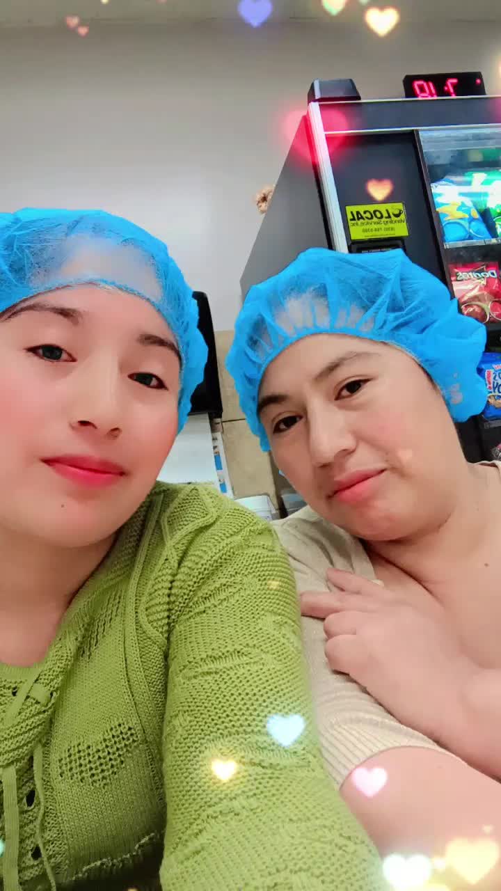 @anahiy manzano 28