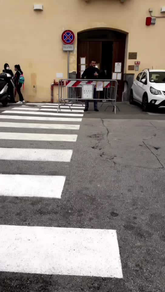 @Ravi Italy wala🇮🇹