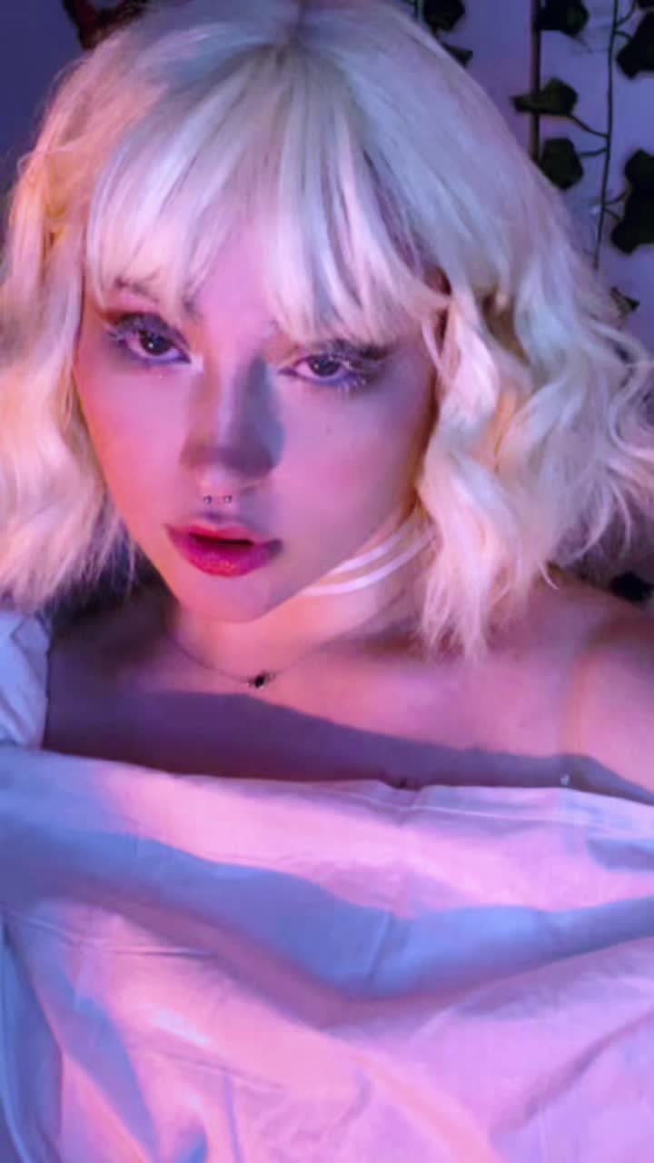 @lily <3