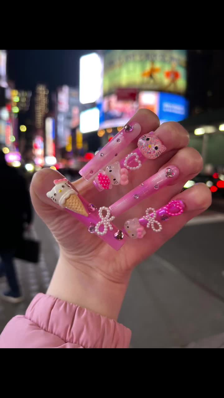 @russianclaws