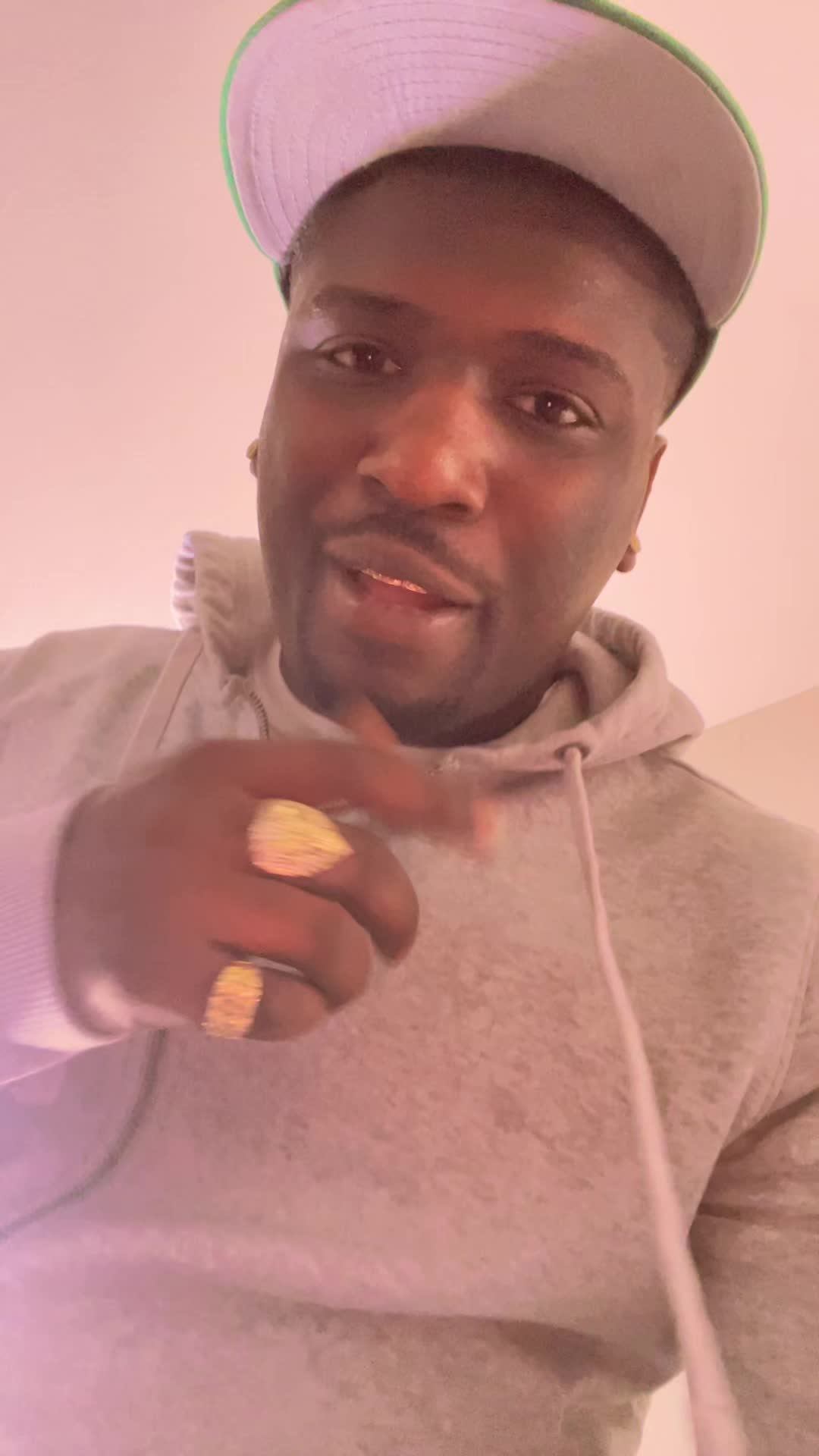 @eL