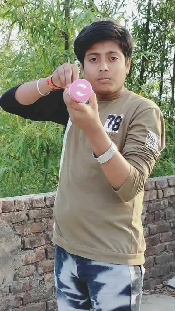 @Laksh Roy 🥰