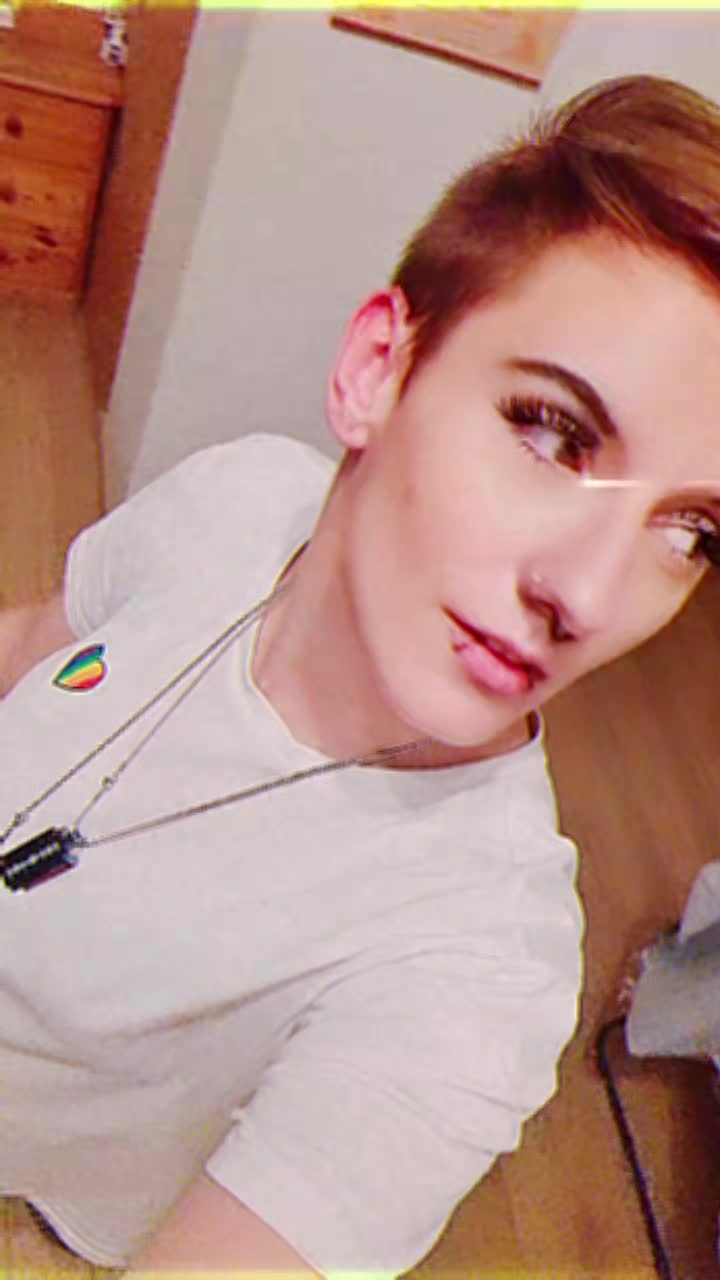 @Fuck_Girl_🖕🏻_27